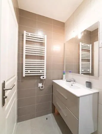 Oasis Proche De Lyon Groupama Lcdl *